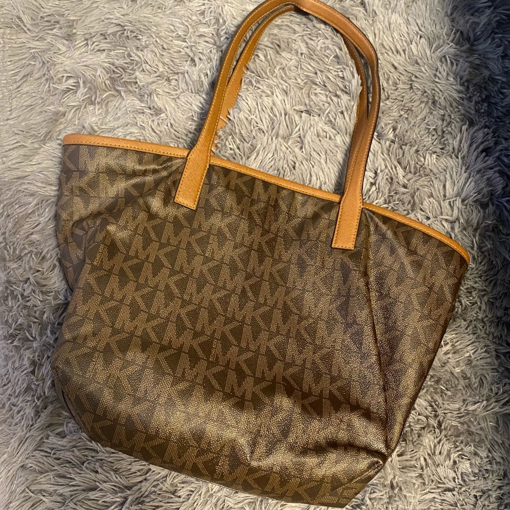 Michael Kors purse